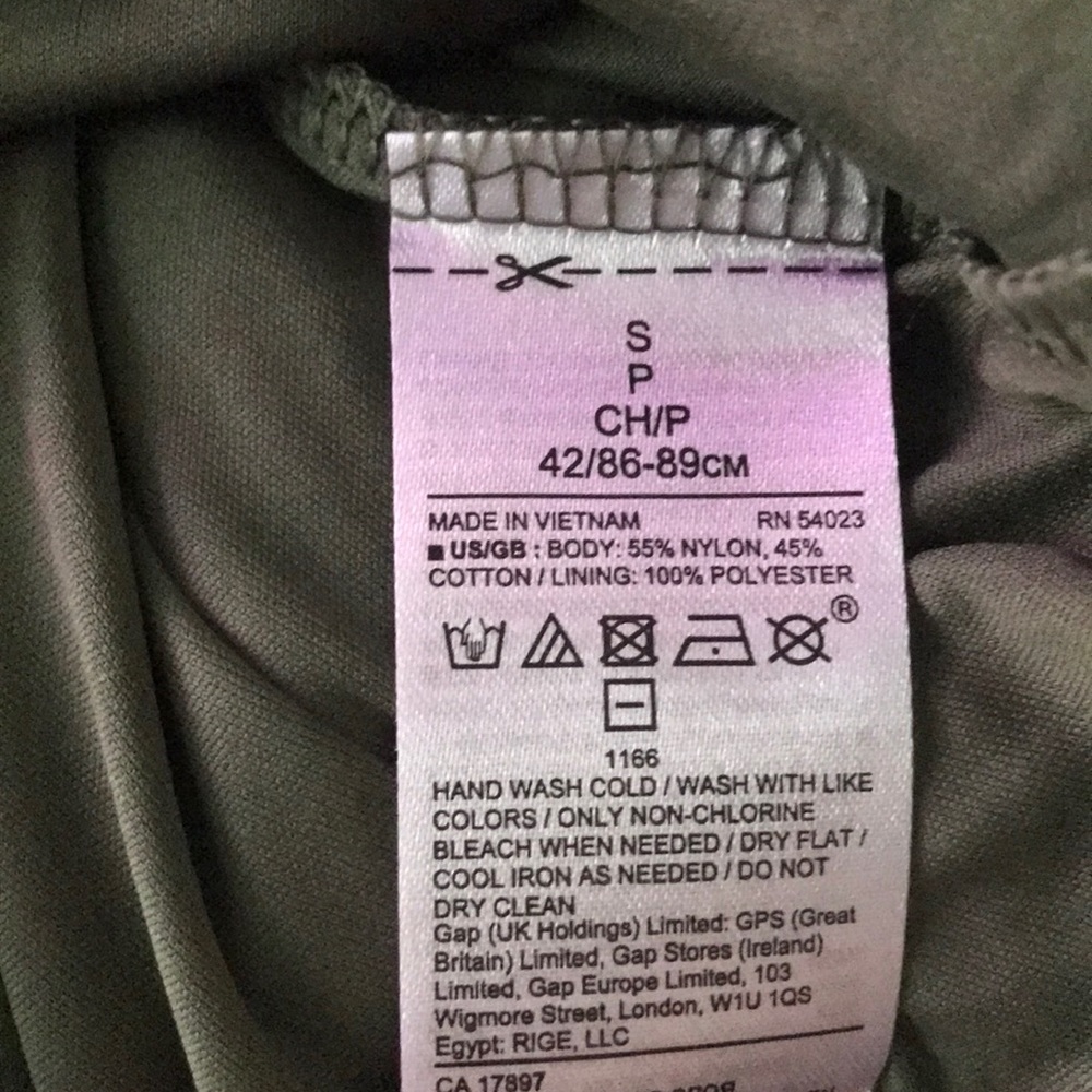 NWT Banana Republic bell sleeved lace top - Picture 8 of 8